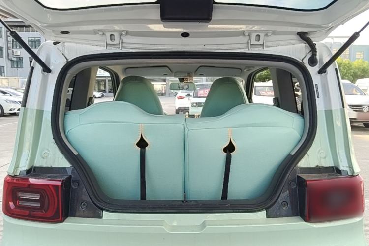 Used Wuling Hongguang MINIEV 2022 Macaron Premium Model – Lithium Iron Phosphate Trunk