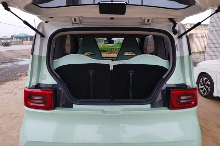 Used Wuling Hongguang MINIEV 2022 Macaron Fashion Model Lithium Iron Phosphate Trunk