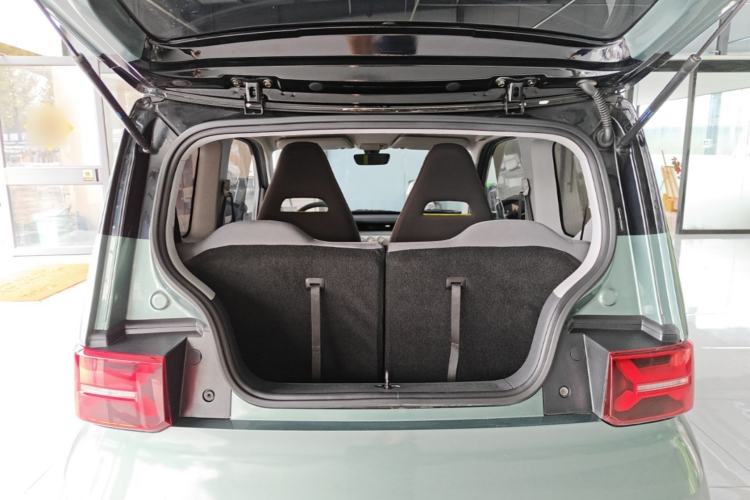 Used Wuling Hongguang MINIEV 2022 GAMEBOY 200km Play Edition with Lithium Iron Phosphate Trunk