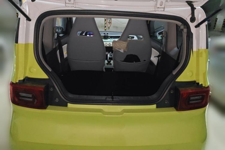 Used Wuling Hongguang MINIEV 2022 Macaron-Color Edition Lithium Iron Phosphate Trunk