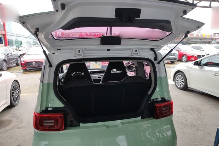 Used Wuling Hongguang MINIEV 2022 Macaron Premium Model – Lithium Iron Phosphate Trunk