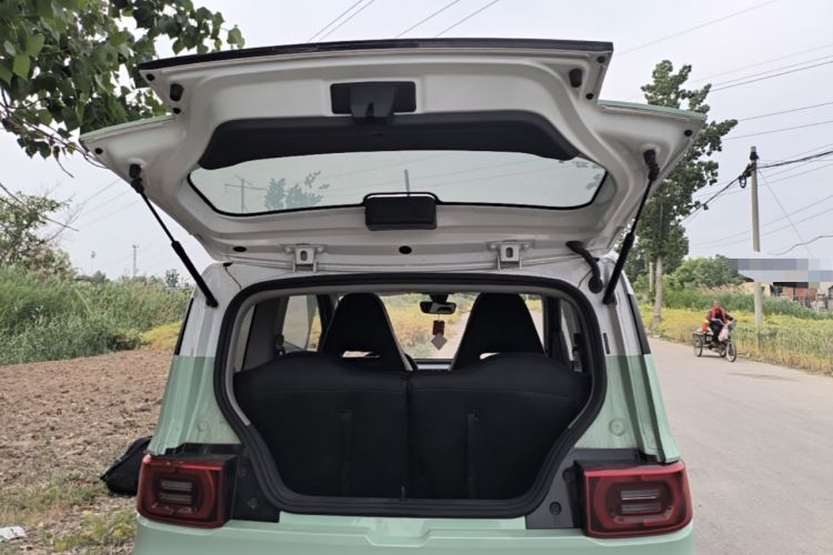 Used Wuling Hongguang MINIEV 2022 Macaron Premium Model – Lithium Iron Phosphate Trunk