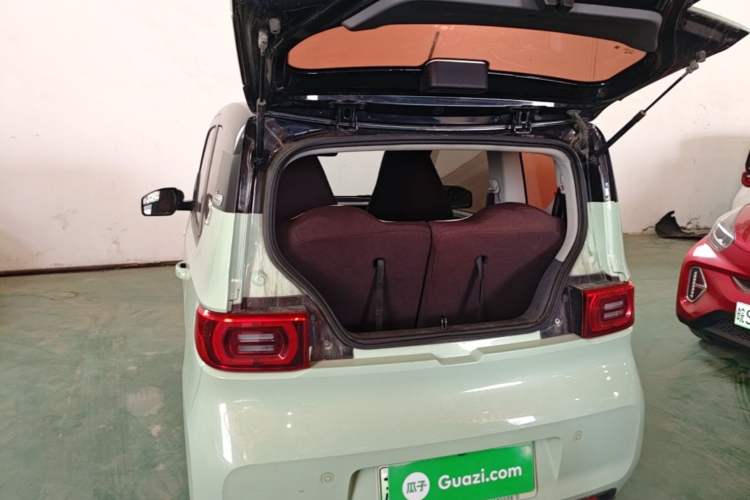 Used Wuling Hongguang MINIEV 2022 Macaron Premium Model – Lithium Iron Phosphate Trunk