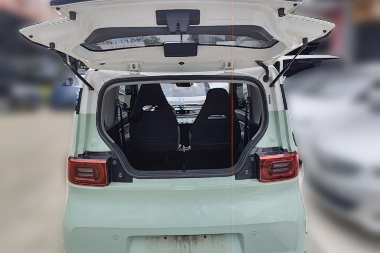 Used Wuling Hongguang MINIEV 2022 Macaron Fashion Model Lithium Iron Phosphate Trunk