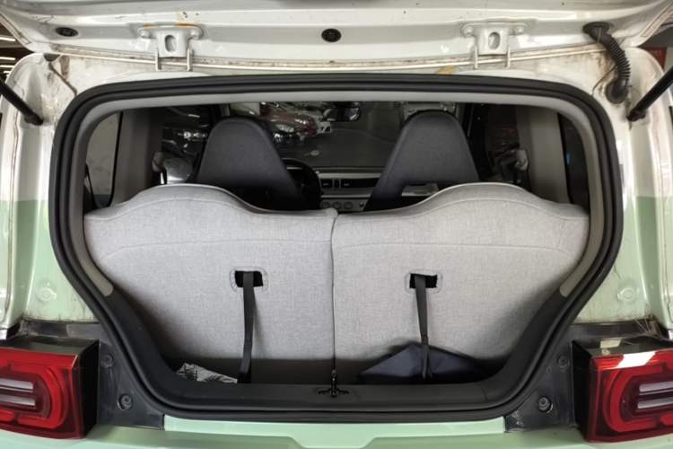 Used Wuling Hongguang MINIEV 2022 Macaron Fashion Edition Lithium-Nickel-Cobalt-Alpha-oxide Trunk