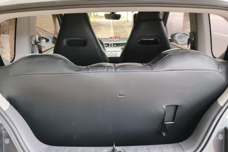 Used Wuling Hongguang MINIEV 2022 Macaron Premium Model – Lithium Iron Phosphate Trunk