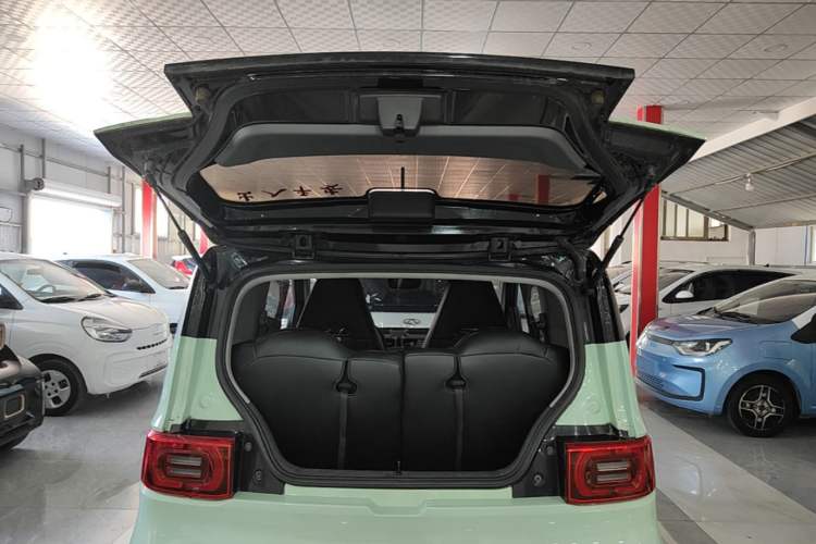 Used Wuling Hongguang MINIEV 2022 Macaron Premium Model – Lithium Iron Phosphate Trunk