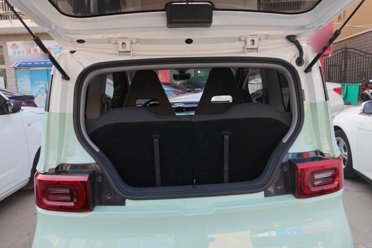 Used Wuling Hongguang MINIEV 2022 Macaron Premium Model – Lithium Iron Phosphate Trunk