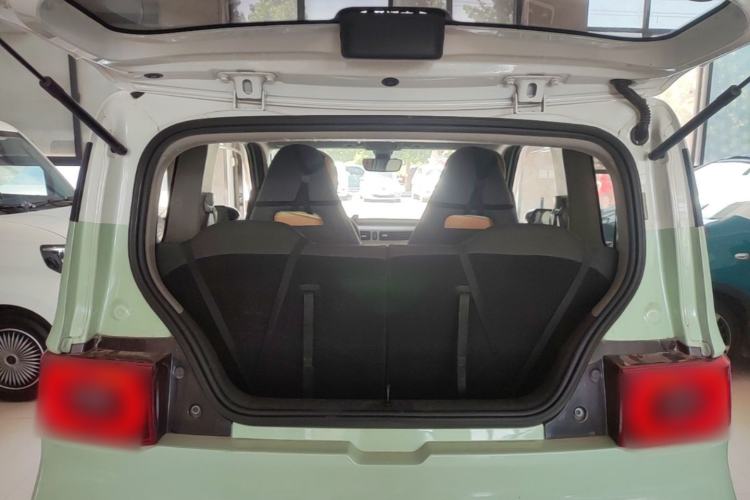 Used Wuling Hongguang MINIEV 2022 Macaron Premium Model – Lithium Iron Phosphate Trunk
