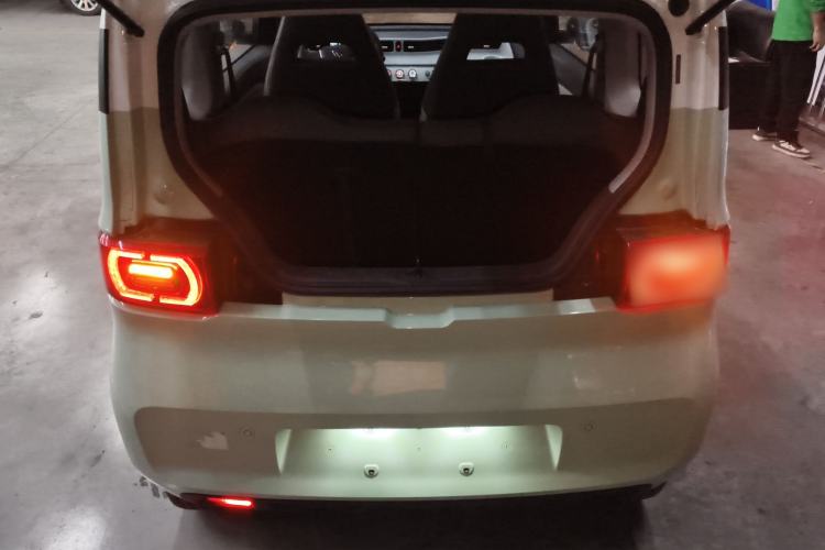 Used Wuling Hongguang MINIEV 2022 Macaron Fashion Model Lithium Iron Phosphate Trunk