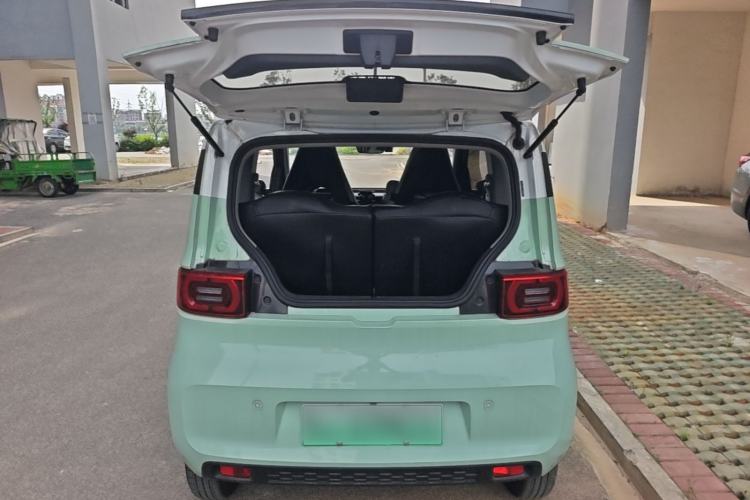 Used Wuling Hongguang MINIEV 2022 Macaron Fashion Model Lithium Iron Phosphate Trunk