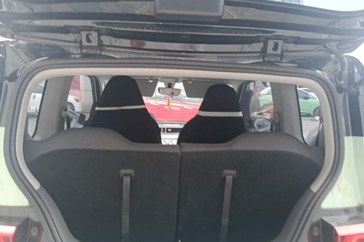 Used Wuling Hongguang MINIEV 2022 Macaron Premium Model – Lithium Ternary Battery Trunk
