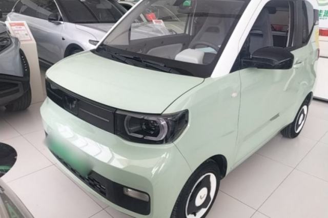 Used Wuling Hongguang MINIEV 2022 Macaron Premium Model – Lithium Iron Phosphate