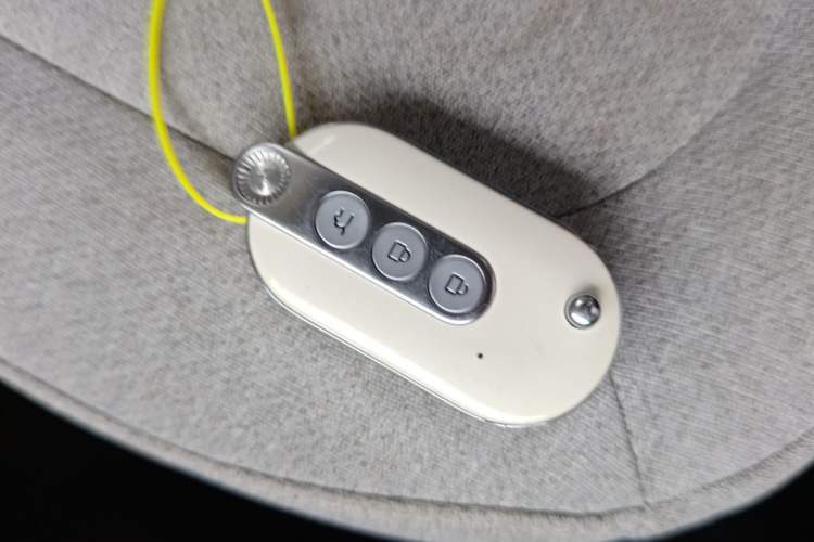 Used Wuling Hongguang MINIEV 2022 Macaron Premium Model – Lithium Iron Phosphate Vehicle Key