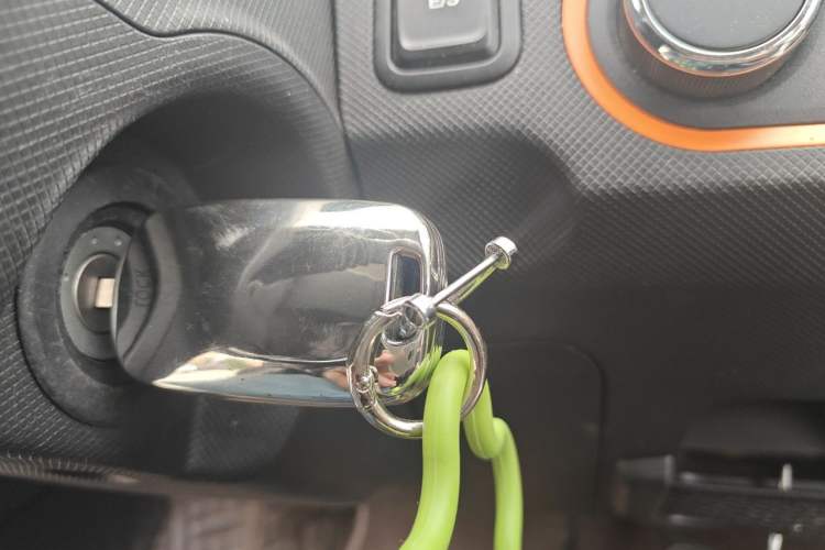 Used Wuling Hongguang MINIEV 2022 Easy Version Lithium Iron Phosphate Vehicle Key