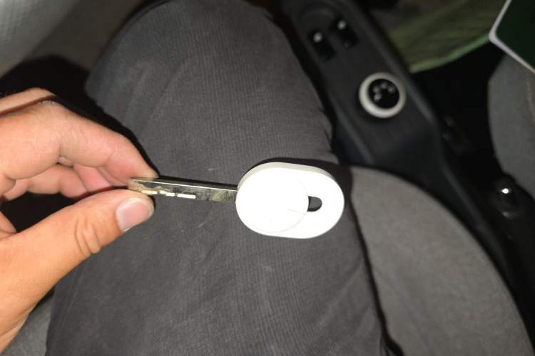 Used Wuling Hongguang MINIEV 2022 Macaron Fashion Edition Lithium-Nickel-Cobalt-Alpha-oxide Vehicle Key