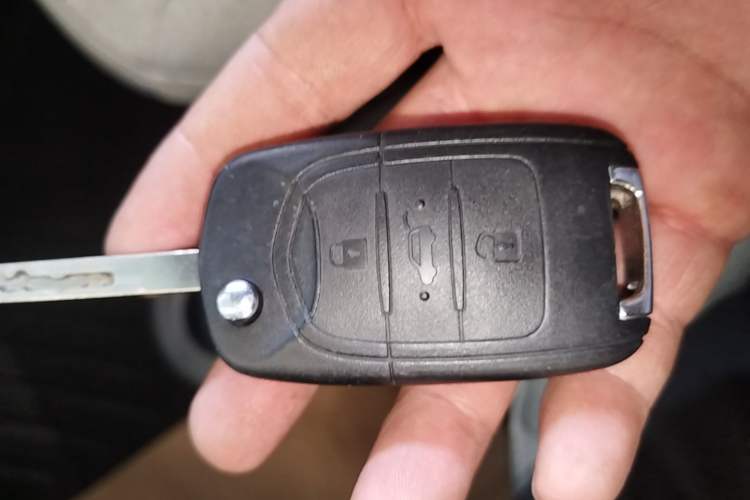 Used Wuling Hongguang MINIEV 2022 Macaron Premium Model – Lithium Iron Phosphate Vehicle Key