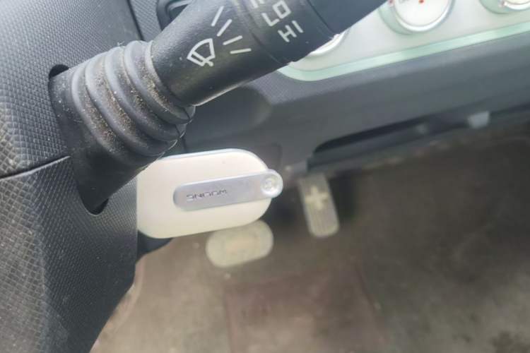 Used Wuling Hongguang MINIEV 2022 Macaron Premium Model – Lithium Iron Phosphate Vehicle Key