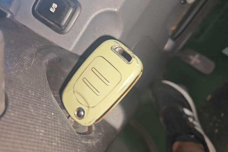 Used Wuling Hongguang MINIEV 2022 Enjoy Edition Lithium Iron Phosphate Vehicle Key