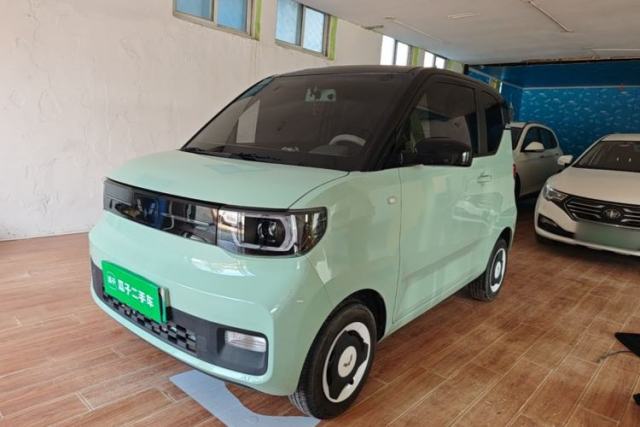 Ojetý Wuling Hongguang MINIEV 2022 Macaron Premium Model – Lithium Iron Phosphate