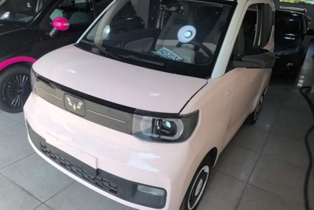 Used Wuling Hongguang MINIEV 2022 Macaron Premium Model – Lithium Iron Phosphate