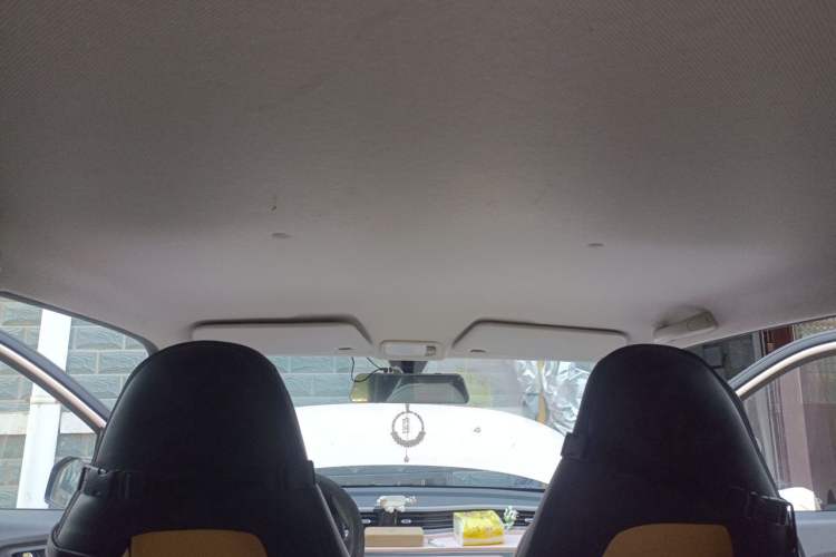 Used Wuling Hongguang MINIEV 2022 Macaron Fashion Model Lithium Iron Phosphate Headliner