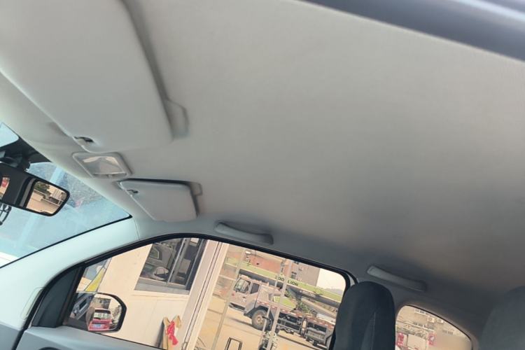 Used Wuling Hongguang MINIEV 2022 Macaron Premium Model – Lithium Iron Phosphate Headliner