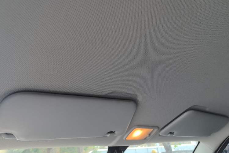 Used Wuling Hongguang MINIEV 2022 Macaron Fashion Edition Lithium-Nickel-Cobalt-Alpha-oxide Headliner
