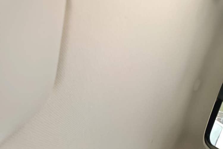 Used Wuling Hongguang MINIEV 2022 Macaron Fashion Model Lithium Iron Phosphate Headliner
