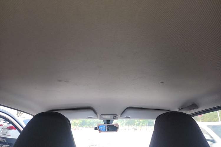 Used Wuling Hongguang MINIEV 2022 Macaron Premium Model – Lithium Iron Phosphate Headliner