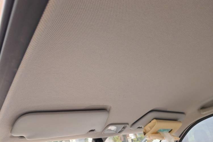 Used Wuling Hongguang MINIEV 2022 Macaron Fashion Model Lithium Iron Phosphate Headliner