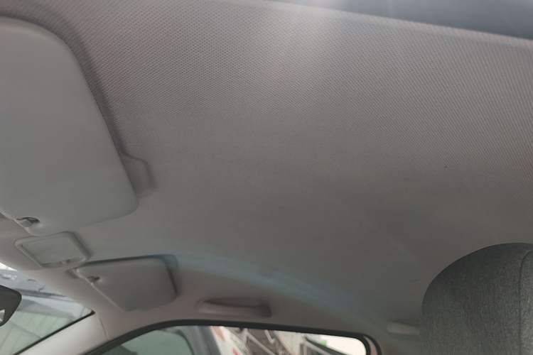 Used Wuling Hongguang MINIEV 2022 Macaron Fashion Model Lithium Iron Phosphate Headliner