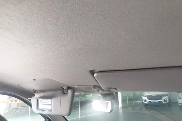 Used Wuling Hongguang MINIEV 2022 Macaron Premium Model – Lithium Iron Phosphate Headliner