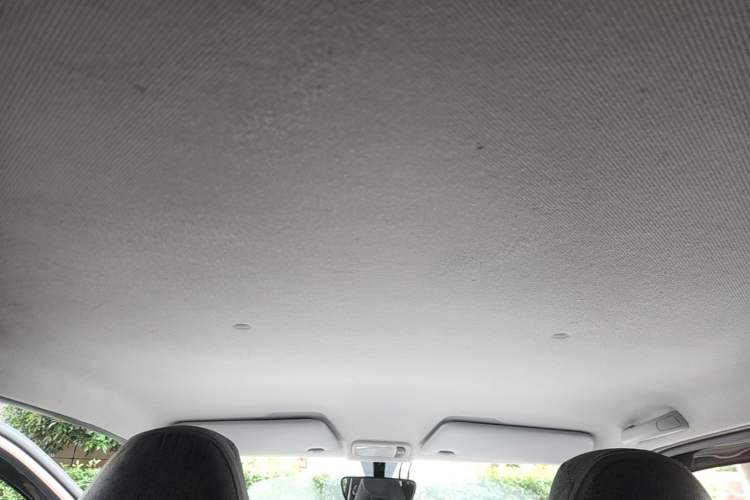Used Wuling Hongguang MINIEV 2022 Macaron Premium Model – Lithium Iron Phosphate Headliner