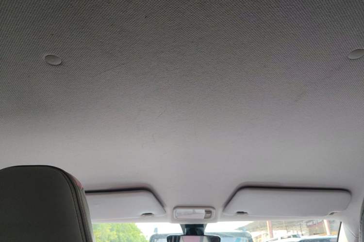 Used Wuling Hongguang MINIEV 2022 Macaron Premium Model – Lithium Iron Phosphate Headliner