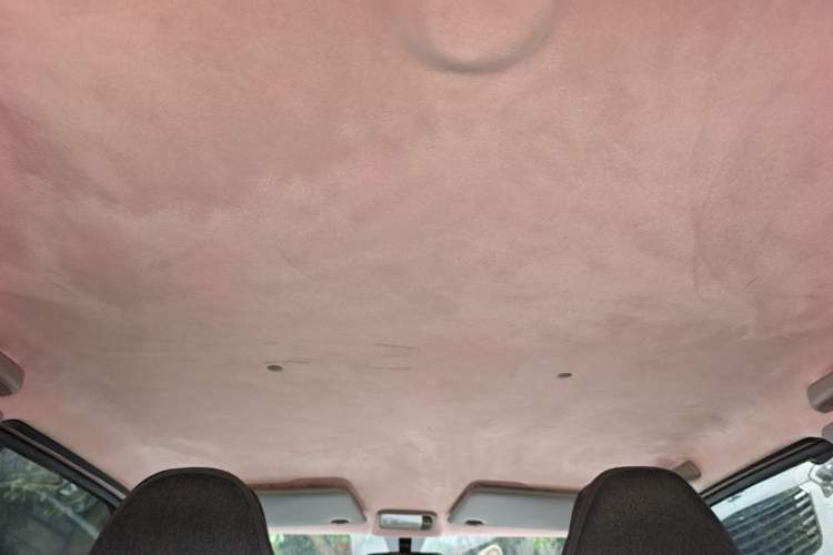 Used Wuling Hongguang MINIEV 2022 Macaron Premium Model – Lithium Iron Phosphate Headliner