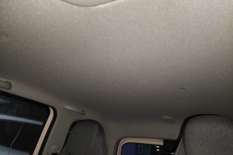 Used Wuling Hongguang MINIEV 2022 Macaron Fashion Edition Lithium-Nickel-Cobalt-Alpha-oxide Headliner