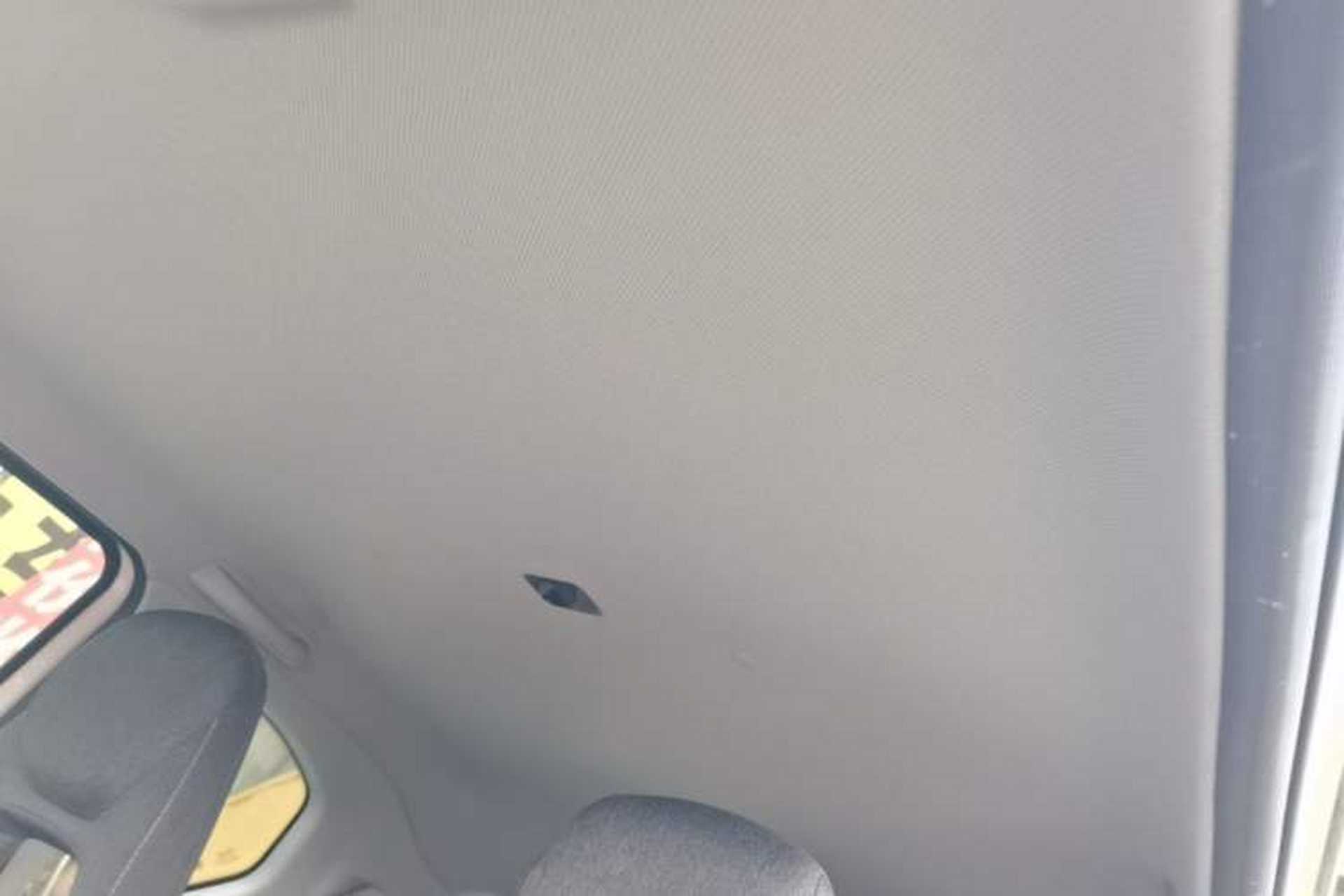 Used Wuling Hongguang MINIEV 2022 Macaron Fashion Model Lithium Iron Phosphate Headliner