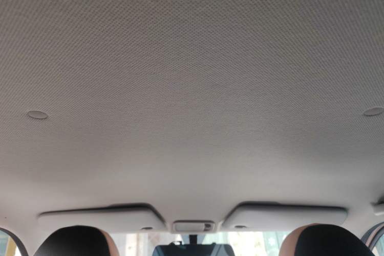 Used Wuling Hongguang MINIEV 2022 Macaron Premium Model – Lithium Iron Phosphate Headliner