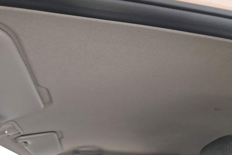 Used Wuling Hongguang MINIEV 2022 Macaron Premium Model – Lithium Iron Phosphate Headliner
