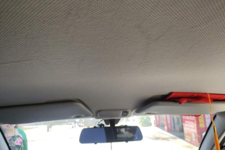 Used Wuling Hongguang MINIEV 2022 Macaron Premium Model – Lithium Iron Phosphate Headliner