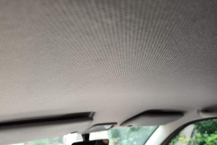 Used Wuling Hongguang MINIEV 2022 Macaron Fashion Model Lithium Iron Phosphate Headliner