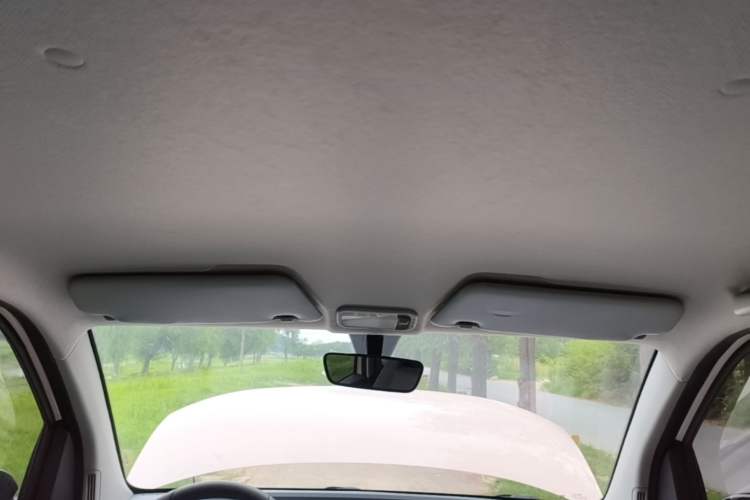 Used Wuling Hongguang MINIEV 2022 Macaron Premium Model – Lithium Iron Phosphate Headliner
