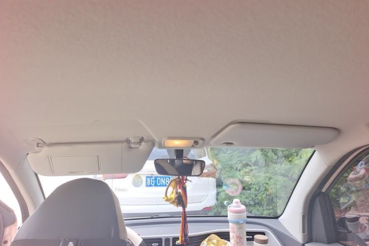 Used Wuling Hongguang MINIEV 2022 Macaron Premium Model – Lithium Iron Phosphate Headliner