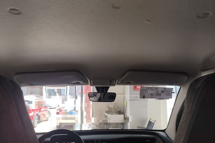 Used Wuling Hongguang MINIEV 2022 Macaron Premium Model – Lithium Iron Phosphate Headliner