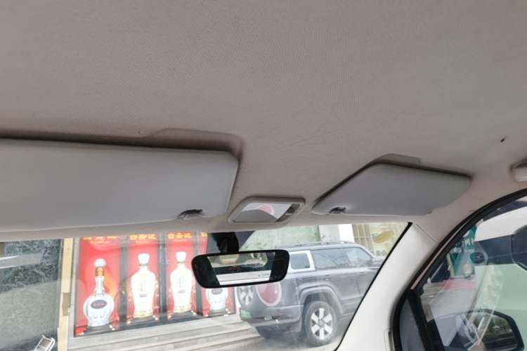 Used Wuling Hongguang MINIEV 2022 Macaron Premium Model – Lithium Iron Phosphate Headliner