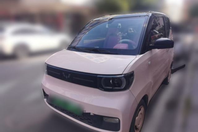 Wuling Hongguang MINIEV 2022 Macaron Premium Model – Lithium Iron Phosphate usado