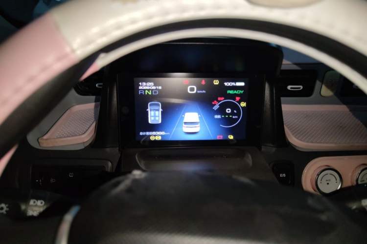 Used Wuling Hongguang MINIEV 2022 Macaron Premium Model – Lithium Iron Phosphate Instrument Cluster
