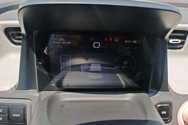 Used Wuling Hongguang MINIEV 2022 Macaron Premium Model – Lithium Iron Phosphate Instrument Cluster