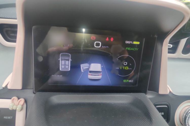Used Wuling Hongguang MINIEV 2022 Macaron Fashion Model Lithium Iron Phosphate Instrument Cluster